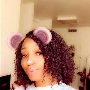 Meet your Posher, Simone